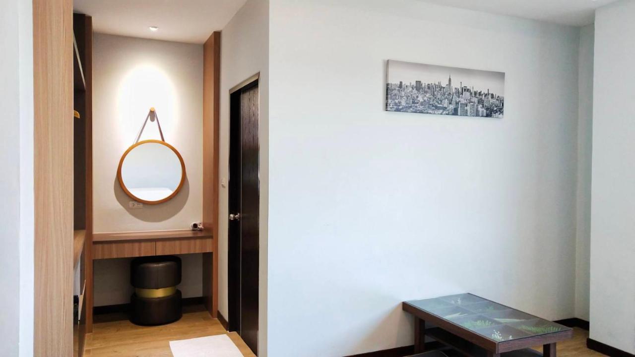 Nakhonratchasima โคโค่ โฮเทล Koco Hotel מראה חיצוני תמונה