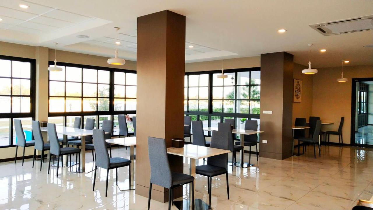 Nakhonratchasima โคโค่ โฮเทล Koco Hotel מראה חיצוני תמונה